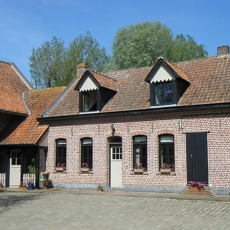 Gite Du Haut Ballot 3*